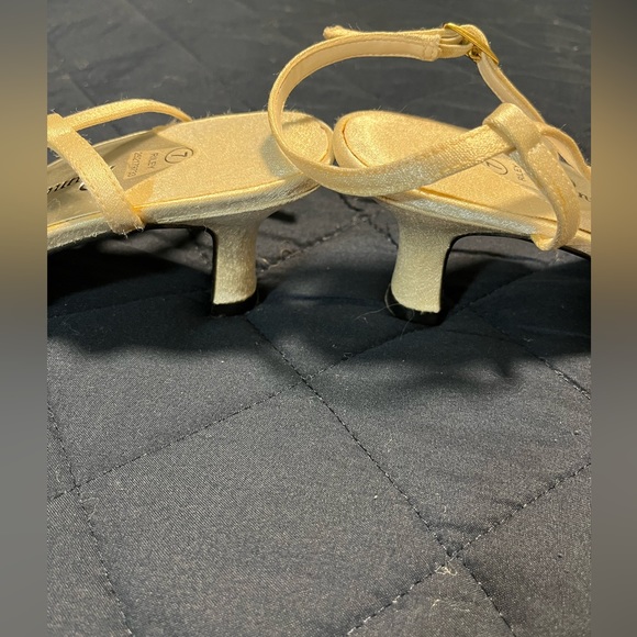 Women’s Penmans shimmering off white strap kitten heel shoes. - Picture 5 of 12